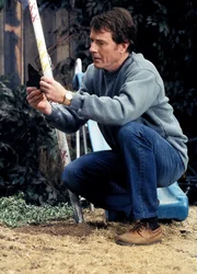 Bryan Cranston (Hal).