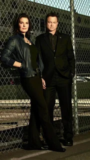 Det. Josephine Danville (Sela Ward) und Detective Mac Toylor (Gary Sinise)