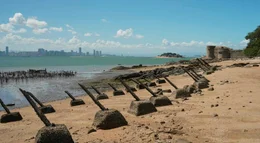 Die taiwanesische Insel Kinmen liegt direkt vor Chinas K&uuml;ste. 30 Jahre lang bombardierten sich beide L&auml;nder hier. Heute erinnern touristische F&uuml;hrungen an den Konflikt.