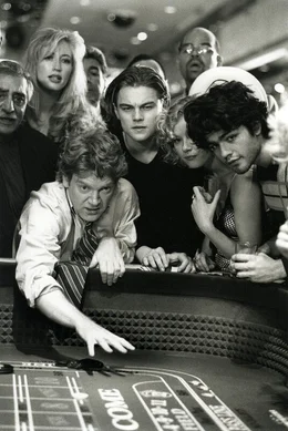 Lee Simon (Kenneth Branagh, 3.v. li), Brandon Darrow (Leonardo DiCaprio, 4. v. li)