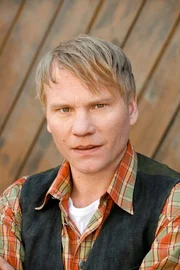 Basti Lautner (Oliver Bigalke)