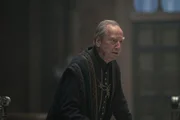 Lord Lyman Beesbury (Bill Paterson) Lord Lyman Beesbury (Bill Paterson)