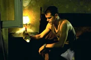 Auf der Suche nach seiner wahren Identit&auml;t muss Jason Bourne (Matt Damon) nicht nur vor unbekannten Feinden, der CIA und den franz&ouml;sischen Beh&ouml;rden fliehen, sondern schlie&szlig;lich auch damit zurechtkommen, wer er fr&uuml;her wirklich war ...