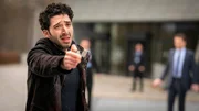 Aus voller Verzweiflung: Hamsa (Aziz Dyab) droht sich anzuz&uuml;nden.