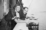 Ingrid Bergman und Roberto Rossellini in Venedig: Wochenlang bereiten sie sich gemeinsam auf den Film „Stromboli“ vor und beginnen eine leidenschaftliche Affäre.