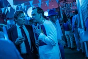 Maloney Killerinstinkt Staffel 1 / Folge 3  Was irritiert Maloney und Tosoni an der Firmenparty?  Marcus Signer als Philipp Maloney, Martin Vischer als Daniel Tosoni  Regie: Michael Schaerer Produktion: C-Films AG Kamera: Tobias Dengler Drehbuch: Fanny Nussbaumer Maloney Killerinstinkt Staffel 1 / Folge 3  Was irritiert Maloney und Tosoni an der Firmenparty?  Marcus Signer als Philipp Maloney, Martin Vischer als Daniel Tosoni  Regie: Michael Schaerer Produktion: C-Films AG Kamera: Tobias Dengler Drehbuch: Fanny Nussbaumer
