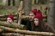 Lasse (Albert Rosin Harson), Storm (Troels Lyby) und Tinka (Josephine Chavarria Højbjerg) Lasse (Albert Rosin Harson), Storm (Troels Lyby) und Tinka (Josephine Chavarria Højbjerg)