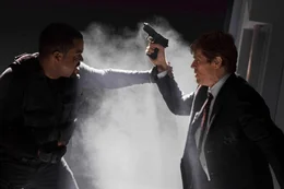 Verteidigungsminister Decker (Willem Dafoe, r.) plant einen kriminellen Staatsstreich. Er will die Macht &uuml;ber die Vereinigten Staaten von Amerika an sich rei&szlig;en. Doch da ger&auml;t er ins Visier des Superagenten "XXX2" (Ice Cube, l.) ...