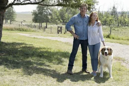 L-R: Ethan (Dennis Quaid), Hannah (Marg Helgenberger), Bailey (Josh Gad)