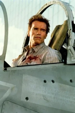 Harry Tusker (Arnold Schwarzenegger)