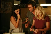 Liebe zu dritt: Maria Elena (Pen&eacute;lope Cruz, l.), ihr Mann Juan Antonio (Javier Bardem, M.) und die Amerikanerin Cristina (Scarlett Johansson, r.).