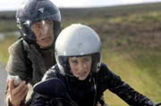 Nicole James (Claire Forlani), Eddie Yang (Jackie Chan)