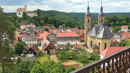 Blick auf G&ouml;&szlig;weinstein, der fl&auml;chenm&auml;&szlig;ig gr&ouml;&szlig;te Gemeinde im oberfr&auml;nkischen Landkreis Forchheim.