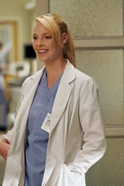 Izzie (Katherine Heigl) kann es kaum glauben, dass George sich nicht an die letzte Nacht erinnern kann, w&auml;hrend es ihr st&auml;ndig durch den Kopf geht ...