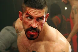 Im Visier eines hemmungslosen Gegners: Knastfighter Boyka (Scott Adkins) ...