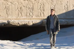 War immer &uuml;berzeugt, ein ganz normaler Junge zu sein. Doch eines Tages entdeckt der 15-j&auml;hrige David (Hayden Christensen) zuf&auml;llig, dass er ein "Jumper" ist: Er kann sich binnen Sekunden an einen beliebigen Ort der Welt teleportieren ...