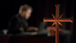 Kreuz   +++ Die Verwendung des sendungsbezogenen Materials ist nur mit dem Hinweis und Verlinkung auf RTL+ gestattet. +++