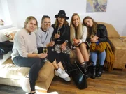 V.l.: Kandidatin Julia, Nadine, Tina, Jara und Lara V.l.: Kandidatin Julia, Nadine, Tina, Jara und Lara