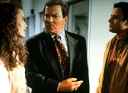 Dem eifers&uuml;chtigen Fielding Chase (William Shatner, Mi.) geht das Interesse des Journalisten Jerry Winters (Jack Laufer) f&uuml;r seine Tochter Victoria (Molly Hagan) entschieden zu weit.