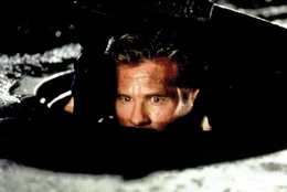 Simon Templar (Val Kilmer)