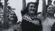 Frauen jubeln Hitler zu Frauen jubeln Hitler zu
