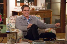 Rob Lowe (Hank),.