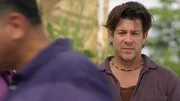 Alex Walker (Christian Kane)