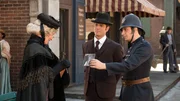 l-r : Detective William Murdoch(Yannick Bisson,l),Constable George Crabtree(Jonny Harris,r)