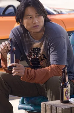 Ob es wirklich so eine gute Idee von Han (Sung Kang) war, einem v&ouml;llig Fremden sein Auto zu leihen?; Ob es wirklich so eine gute Idee von Han (Sung Kang) war, einem v&ouml;llig Fremden sein Auto zu leihen?