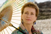 Bernadette (Kathy Baker)
