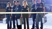 Das CSI-Team der Polizei von Las Vegas ist wieder vereint. Nun warten auf (v.li.) Sara (Jorja Fox), Warrick (Gary Dourdan), Gil (William Petersen), Catherine (Marg Helgenberger), Greg (Eric Szmanda) und Nick (George Eads) gleich drei miteinander zusammenh&auml;ngende Mordf&auml;lle...