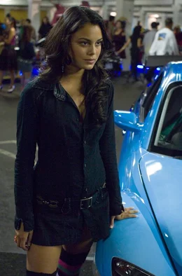 Nathalie Kelley