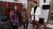 David Bromstad shows winners around the home David Bromstad shows winners around the home