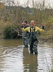 Anna Lena Dörr auf der Spur des Bibers. Anna Lena Dörr auf der Spur des Bibers.