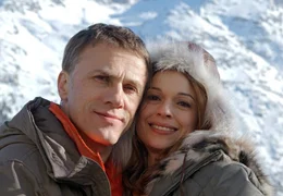 Regisseur B&uuml;ffel (Christoph Waltz) hat die Schauspielerin Jacqueline (Suzan Anbeh) getroffen.