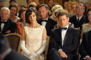 Jackie Kennedy (Katie Holmes) und Jack Kennedy (Greg Kinnear)