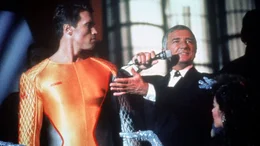 Ben Richards (Arnold Schwarzenegger, li.) und Damon Killian (Richard Dawson)