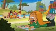 Wendy ist mit Sammy und Emma im Park. Marine ist mit dem Spielzeugkatalog beschäftigt.