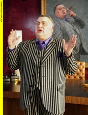 Der Vermieter Klotz will seine Mieter hinausekeln. Der Vermieter Klotz will seine Mieter hinausekeln.