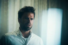 Carl M&oslash;rck (Nikolaj Lie Kaas) f&auml;llt es schwer, die Versetzung seines Sonderdezernatskollegen zu akzeptieren.