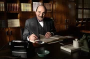 David Suchet (Hercule Poirot).