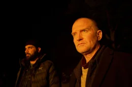 Der Kopenhagener Ermittler Carl M&oslash;rck (Ulrich Thomsen, r.) und sein Kollege Assad (Zaki Youssef, l.) ermitteln bei Tag und Nacht.