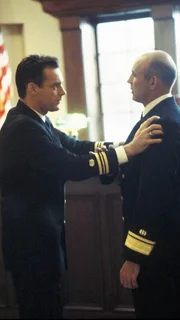 Harmon Rabb, Jr. (David James Elliott, l.), A.J. Chegwidden (John M. Jackson)