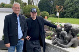 Roland Emmerich (r.) mit seinem Bruder Andreas.