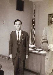 Hiromu Morishita als junger Mann.  +++ Die Verwendung des sendungsbezogenen Materials ist nur mit dem Hinweis und Verlinkung auf RTL+ gestattet. +++