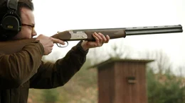 Etwa 400.000 Jagdscheine z&auml;hlt der Deutsche Jagdverband, Tendenz steigend.