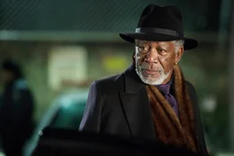 Als sich das Spiel f&uuml;r die Magier-Gruppe "Die vier Reiter" zum Negativen dreht, brauchen sie die Hilfe von Magier-Kritiker Thaddeus Bradley (Morgan Freeman). Den hatten sie zuvor ins Gef&auml;ngnis braucht und obwohl er ihnen Unterst&uuml;tzung zusichert, kann man sich nicht sicher sein, auf welcher Seite er spielt...