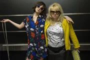 L-R: Alice (Dakota Johnson), Robin (Rebel Wilson)