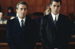 L-R: James Conway (Robert De Niro) und Henry Hill (Ray Liotta).