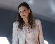 Suzanne Cryer als Echidna